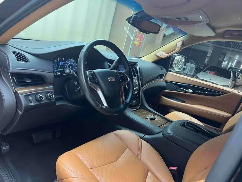 2017 Cadillac Escalade 6.2L Automatic 4WD 4-seater (Parallel Import) — миниатюра 12