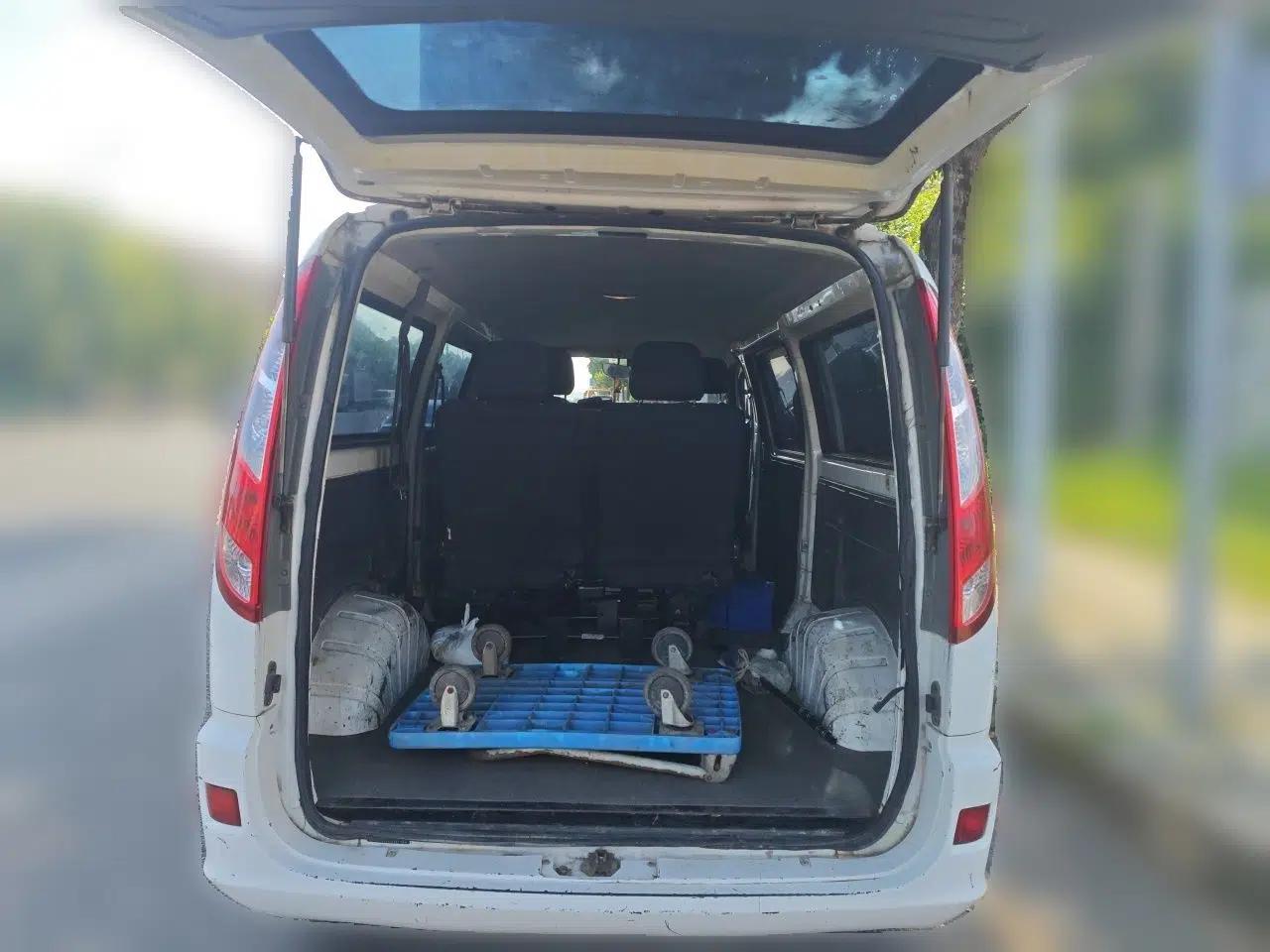 Foton MP-X E 2016 2.0L Express Edition 4G63 — миниатюра 19