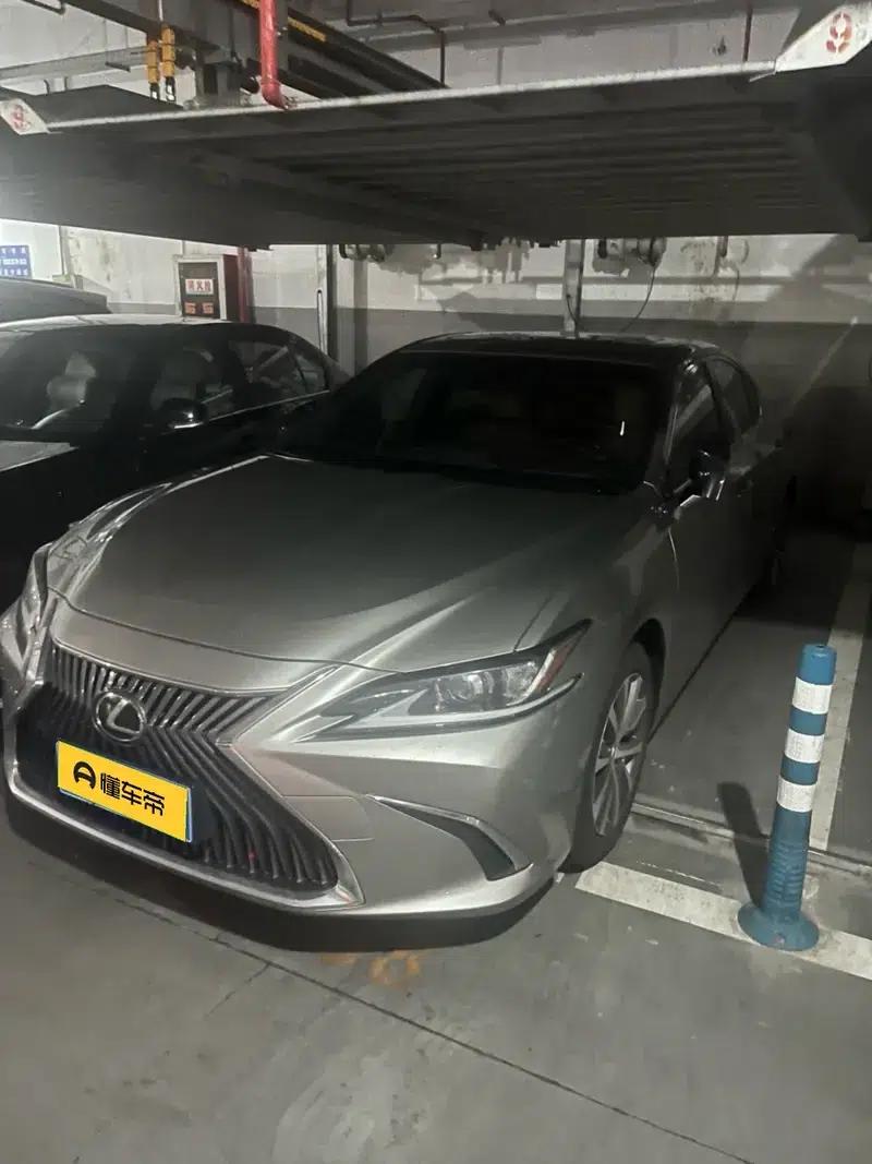 Lexus ES 2020 200 Premium Edition (China VI Emission Standard) — миниатюра 1
