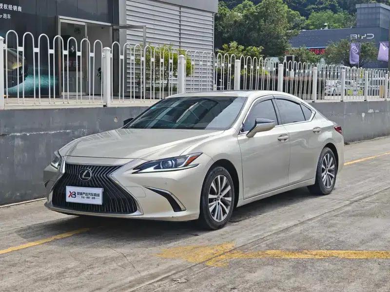 Lexus ES 2020 200 Premium Edition (China VI Emission Standard) — миниатюра 1