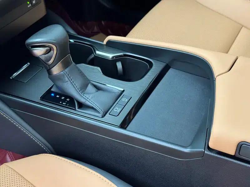 Lexus ES 2022 260 Premium Edition — миниатюра 7