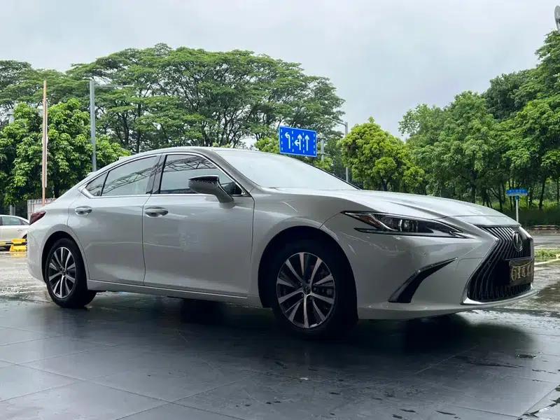 Lexus ES 2020 200 Luxury Edition (China VI Emission Standard) — миниатюра 3