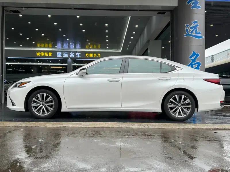 Lexus ES 2020 200 Luxury Edition (China VI Emission Standard) — миниатюра 4
