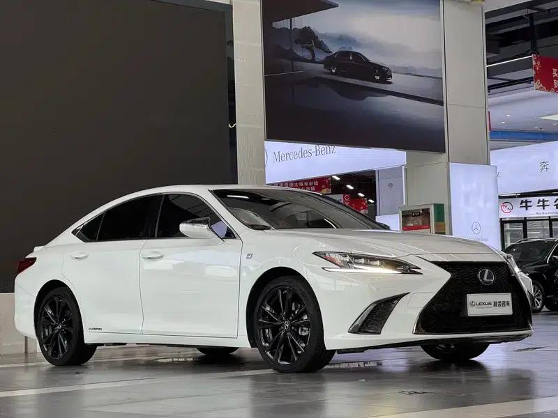 Lexus ES 2022 260 F SPORT — миниатюра 3