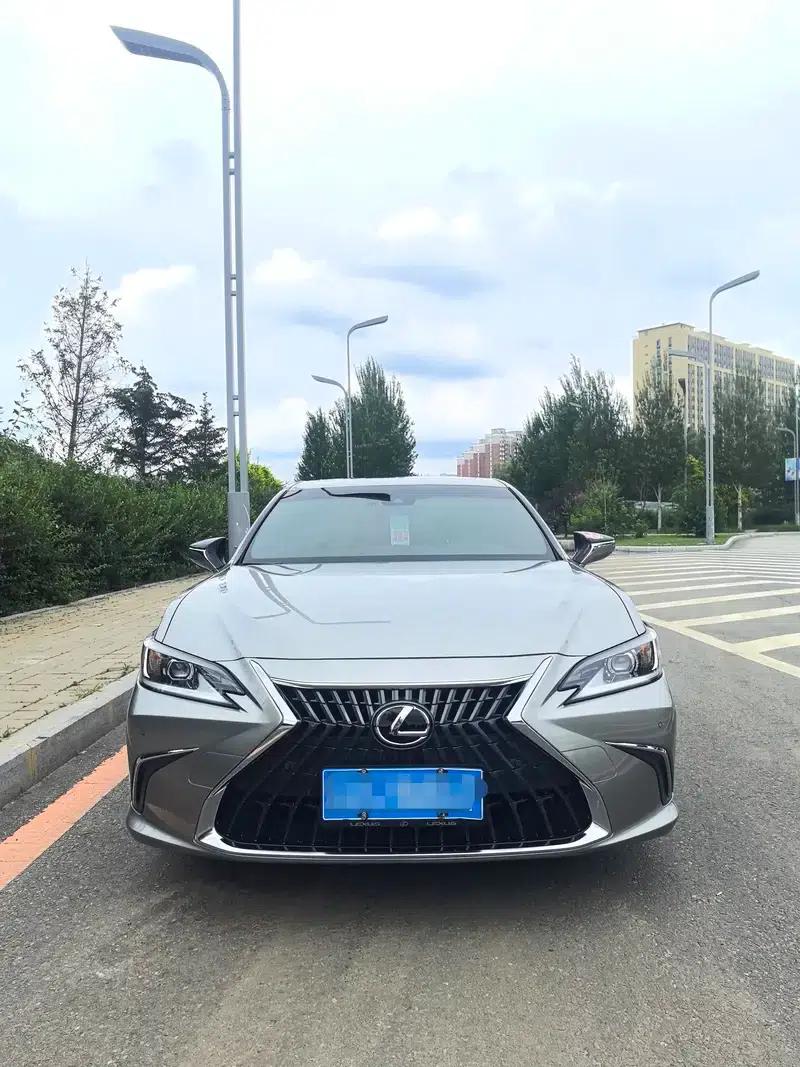 Lexus ES 2022 260 Premium Edition — миниатюра 2
