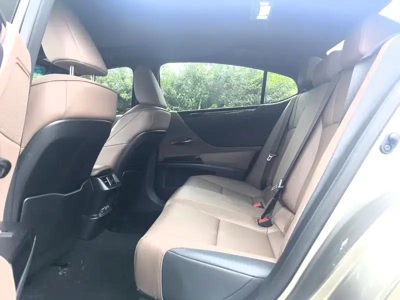Lexus ES 2022 260 Premium Edition — миниатюра 22