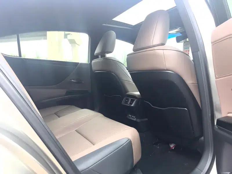 Lexus ES 2022 260 Premium Edition — миниатюра 24