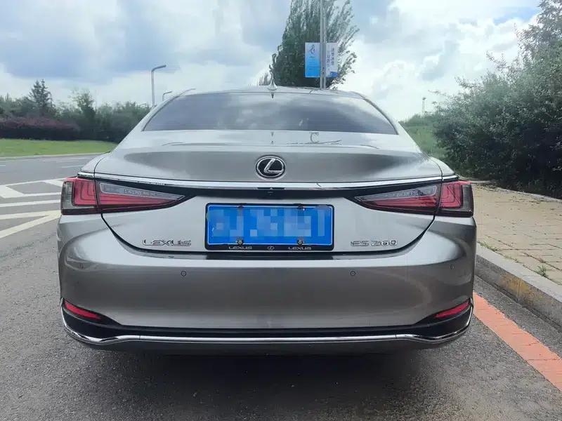 Lexus ES 2022 260 Premium Edition — миниатюра 4