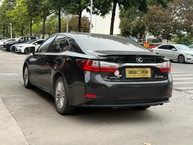 Lexus ES 2015 200 Elite Edition — миниатюра 4