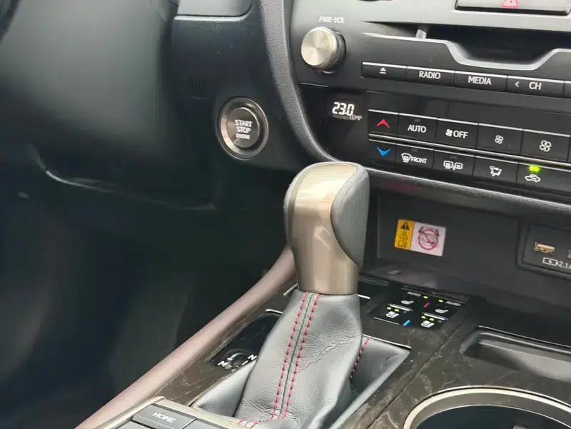 Lexus RX 2020 Facelift 300 AWD Elegant Edition — миниатюра 26