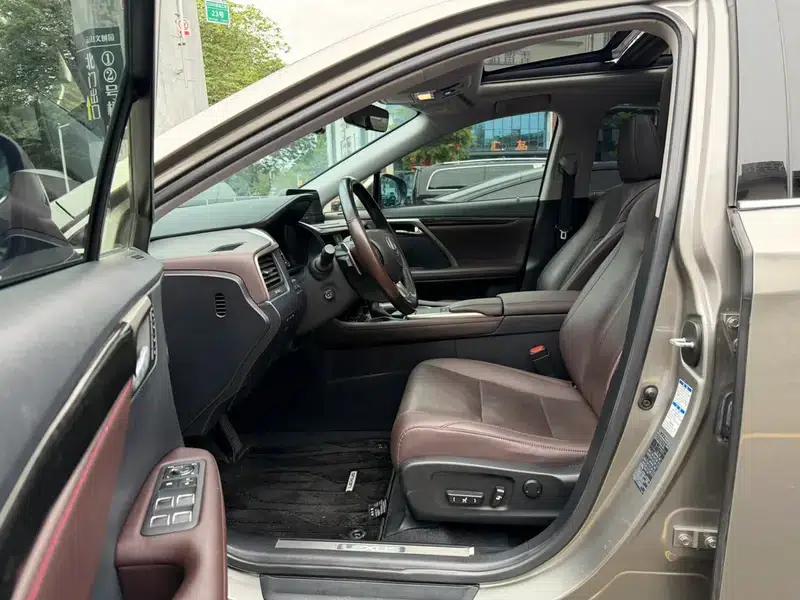Lexus RX 2020 Facelift 300 AWD Elegant Edition — миниатюра 27