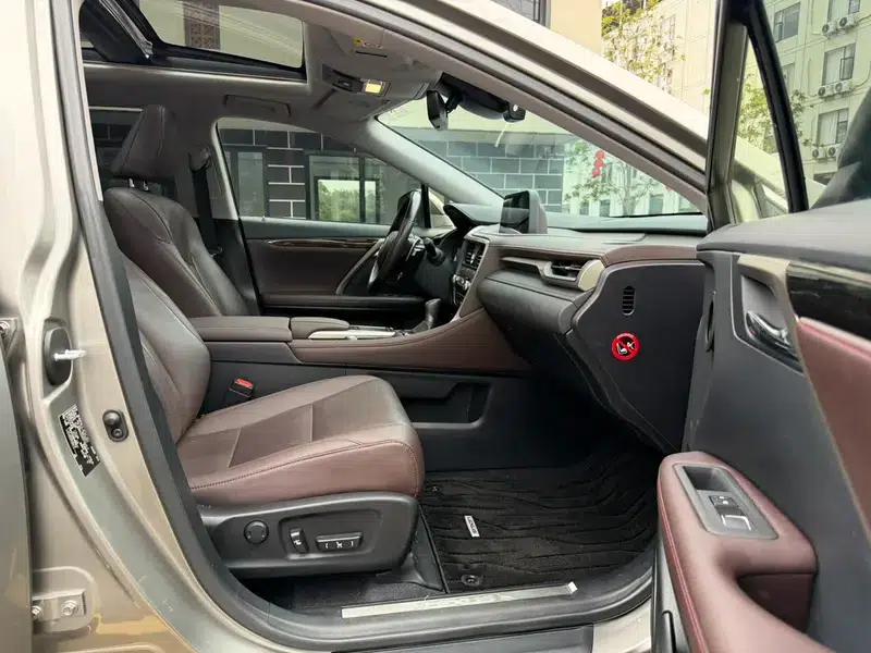 Lexus RX 2020 Facelift 300 AWD Elegant Edition — миниатюра 34