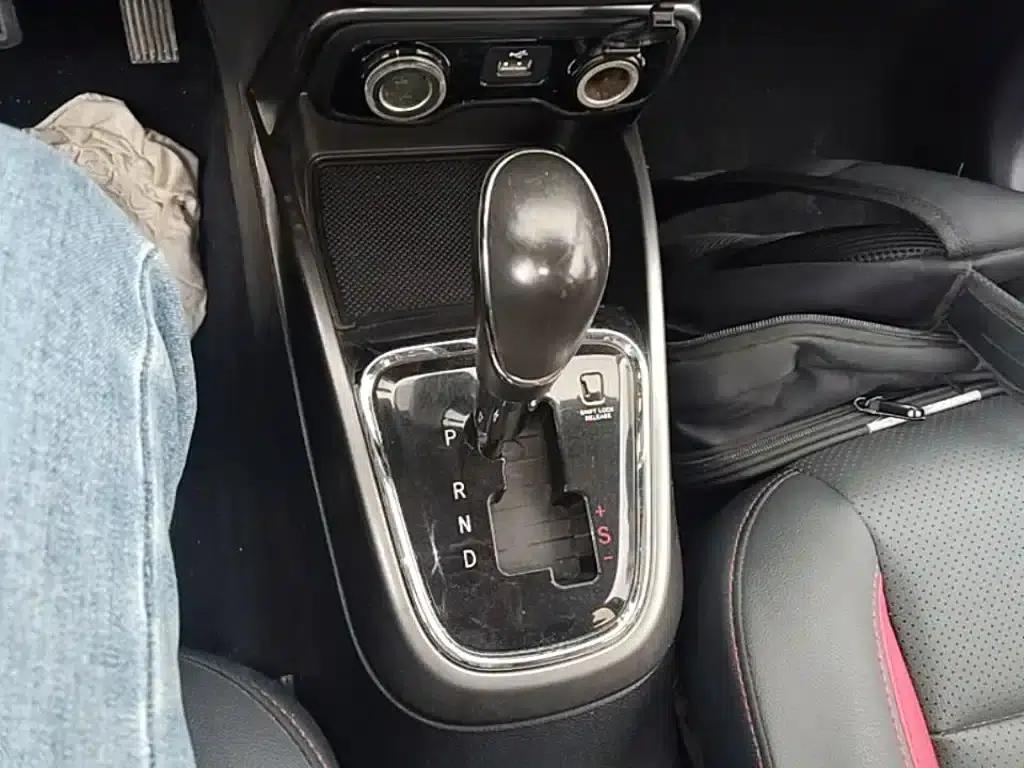 Changan CS15 2016 1.5L Automatic Fashion Edition — миниатюра 14