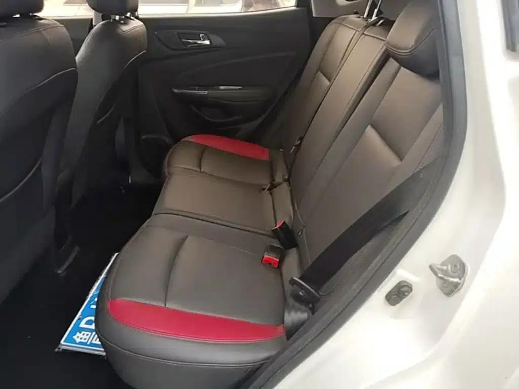 Changan CS15 2016 1.5L Automatic Fashion Edition — миниатюра 17