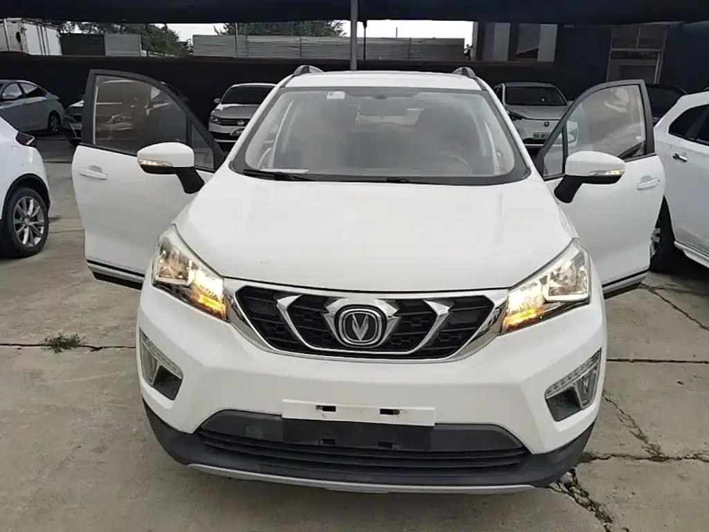 Changan CS15 2016 1.5L Automatic Fashion Edition — миниатюра 3