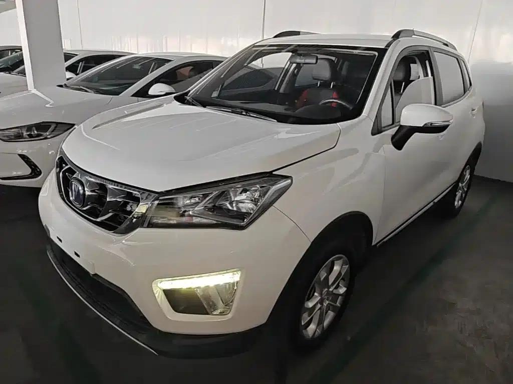 Changan CS15 2016 1.5L Automatic Deluxe Edition — миниатюра 2