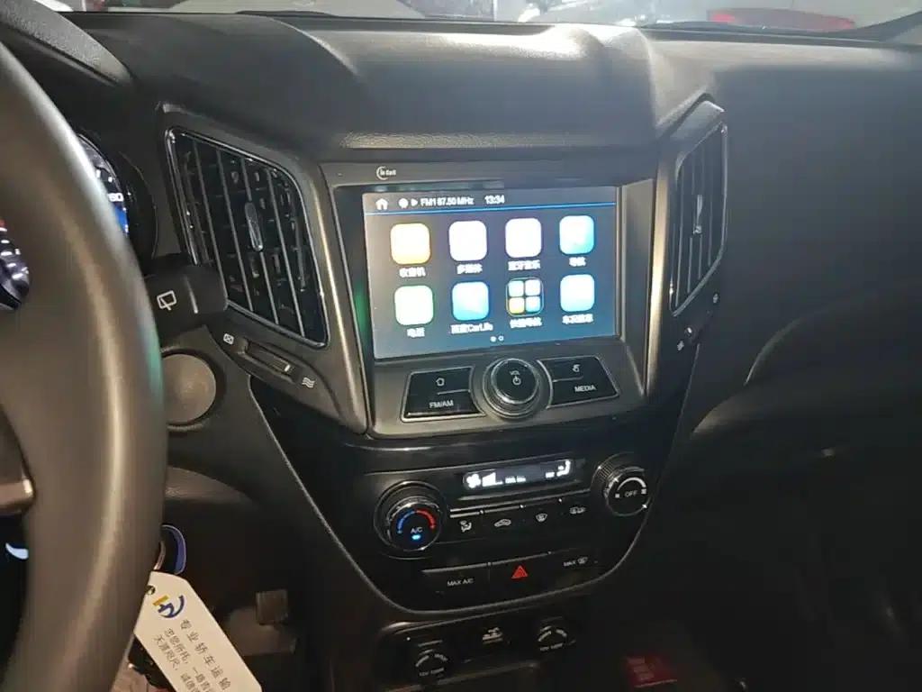 Changan CS15 2016 1.5L Automatic Deluxe Edition — миниатюра 13