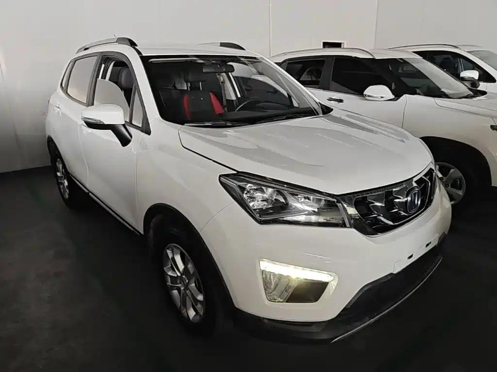 Changan CS15 2016 1.5L Automatic Deluxe Edition — миниатюра 4
