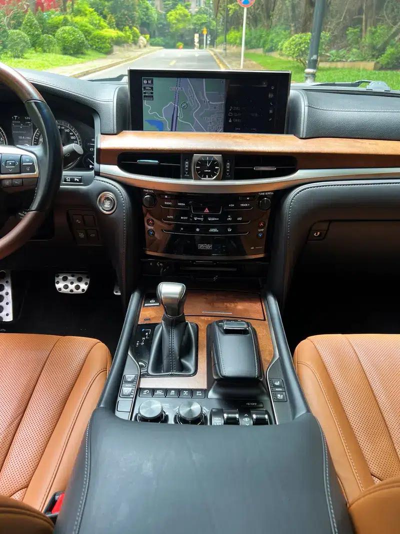 2022 Lexus LX 5.7L Automatic 4WD 8-Seater (Parallel Import) — миниатюра 13