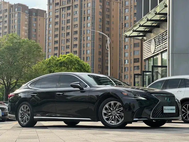 Lexus LS 2020 500h Luxury Edition (China VI Emission Standard) — миниатюра 3
