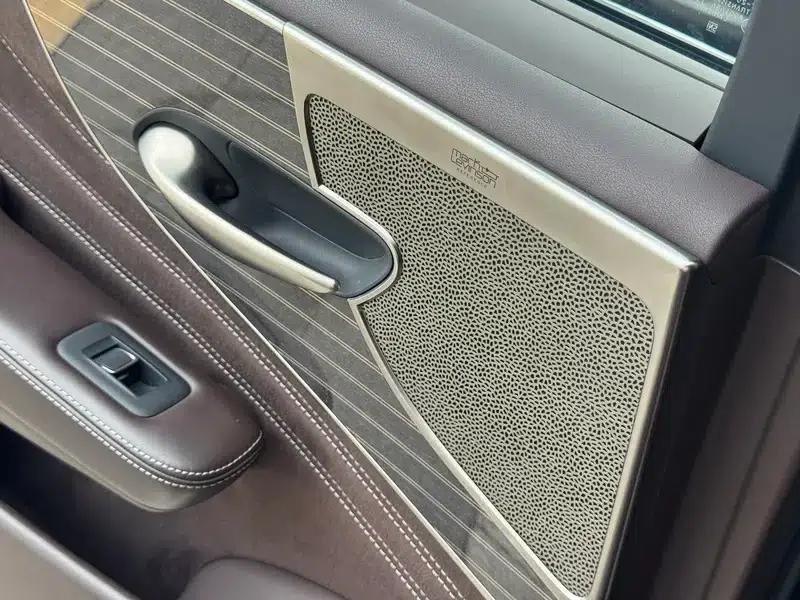 Lexus LS 2020 500h Luxury Edition (China VI Emission Standard) — миниатюра 8