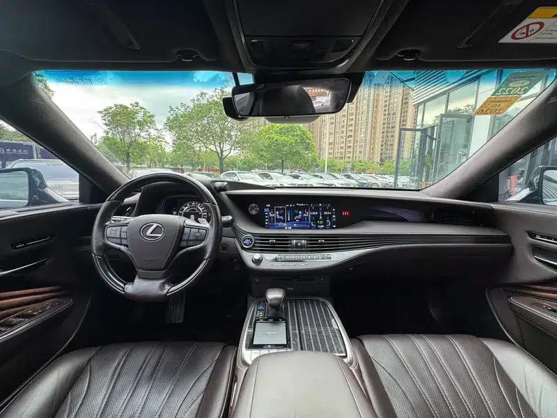 Lexus LS 2020 500h Luxury Edition (China VI Emission Standard) — миниатюра 9