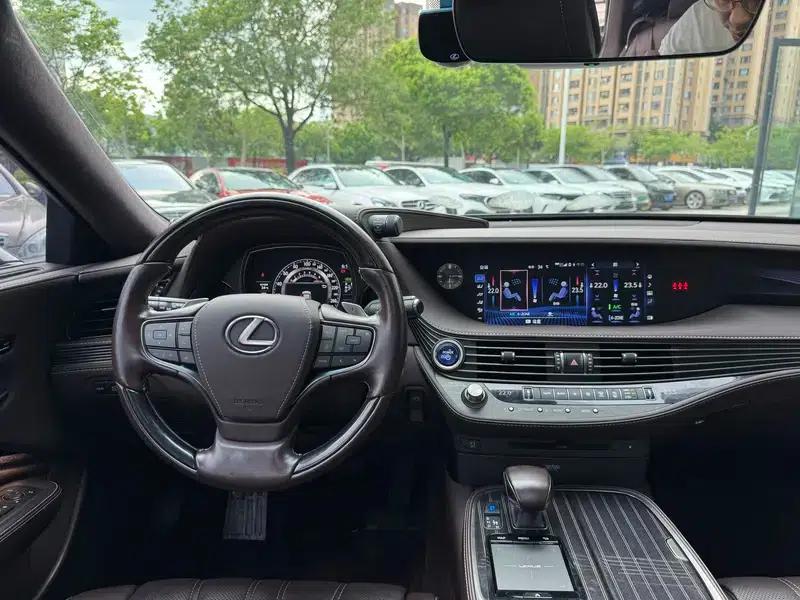 Lexus LS 2020 500h Luxury Edition (China VI Emission Standard) — миниатюра 10