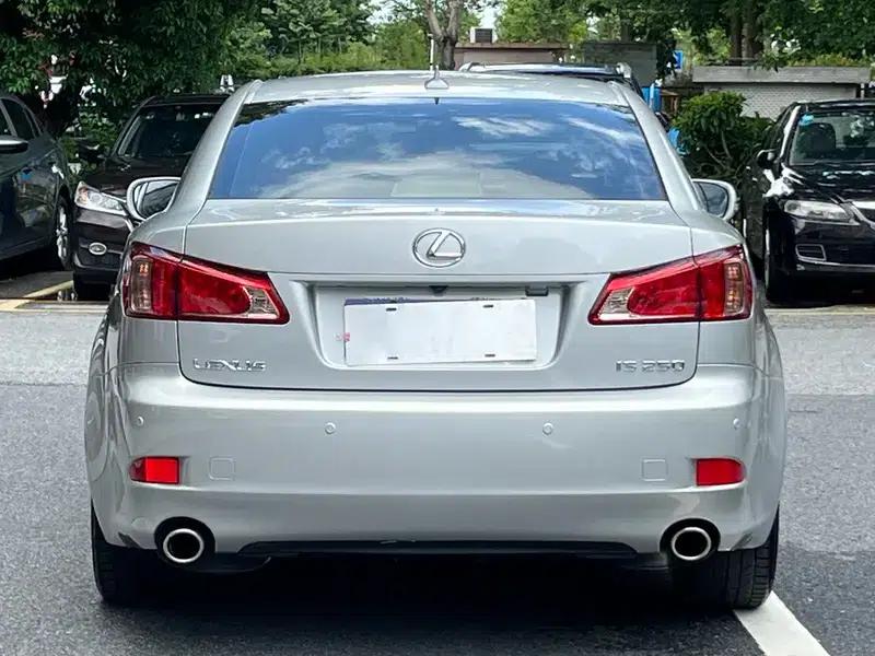 Lexus IS 2011 250 Dynamic Edition — миниатюра 4