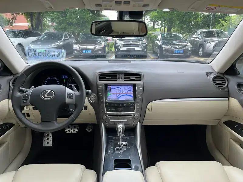 Lexus IS 2011 250 Dynamic Edition — миниатюра 9