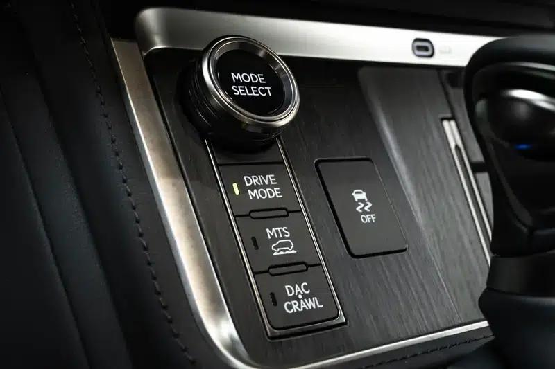 Lexus GX 2024 550h Overtrail Peak Edition — миниатюра 22