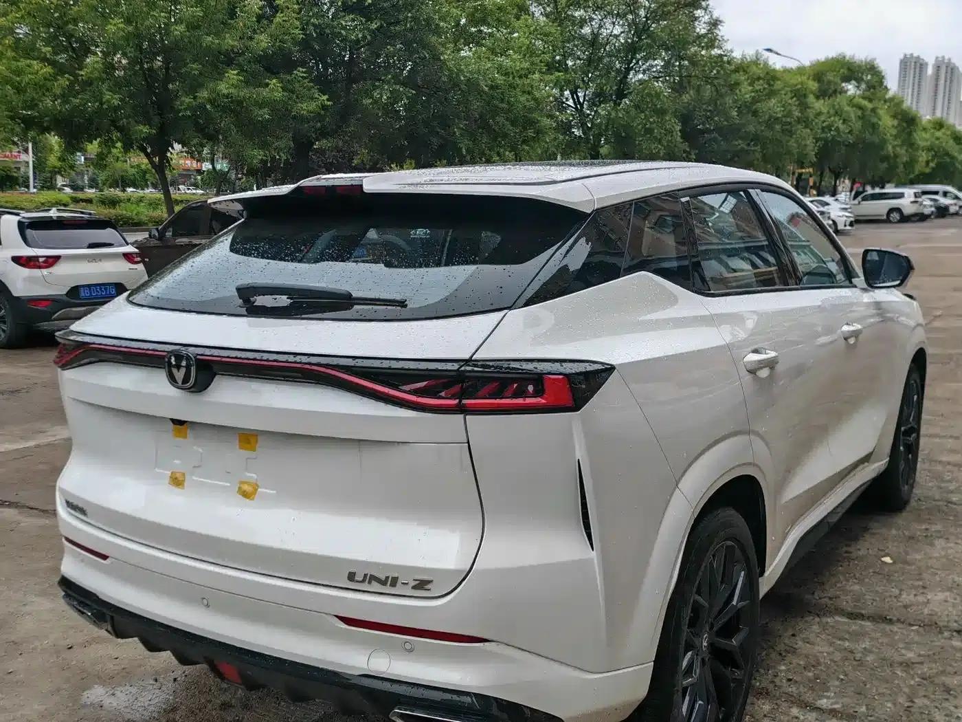 Changan UNI-Z 2026 1.5T Comfort Edition — миниатюра 4