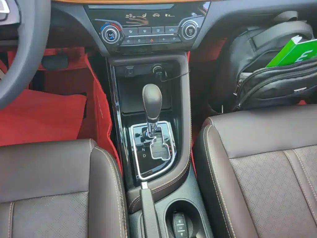 Changan Eado DT 2018 1.6L Automatic Smart Edition — миниатюра 14