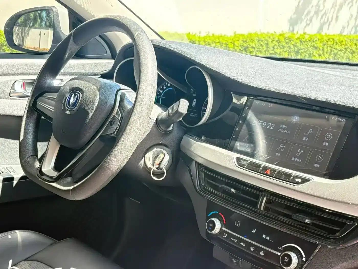 Changan Eado New Energy 2022 EV460 Smart Ride-Hailing Edition (Lithium Iron Phosphate) — миниатюра 6