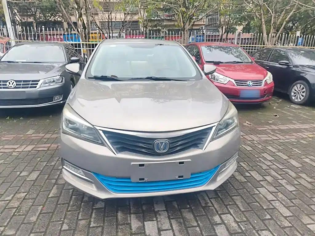 Yuexiang V7 2016 1.6L Manual Enjoyment Edition (National V Emission Standard) — миниатюра 3