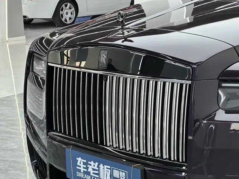 2025 Cullinan Series II Black Badge Disruptor — миниатюра 20