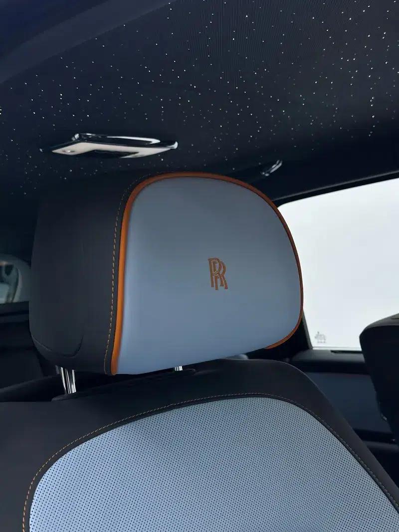 2025 Cullinan Series II Black Badge Disruptor — миниатюра 24