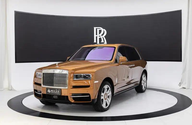 2022 Cullinan 6.7T Automatic AWD 4-seater — миниатюра 1