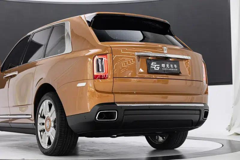 2022 Cullinan 6.7T Automatic AWD 4-seater — миниатюра 14