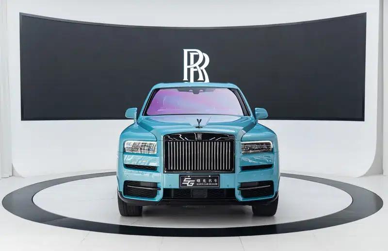2018 Cullinan, four-seater version — миниатюра 2