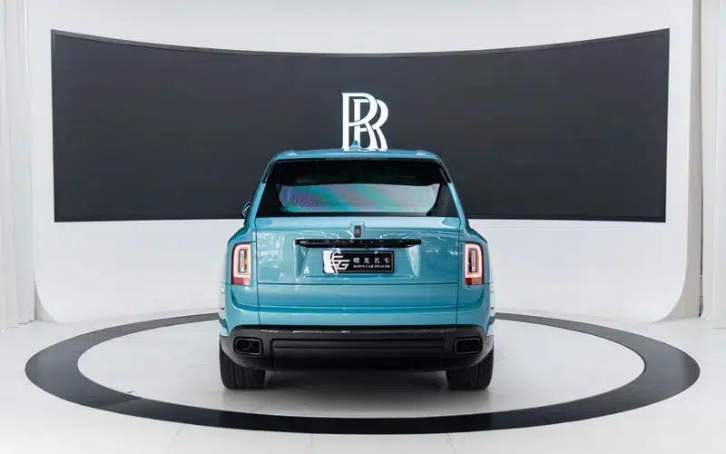 2018 Cullinan, four-seater version — миниатюра 5