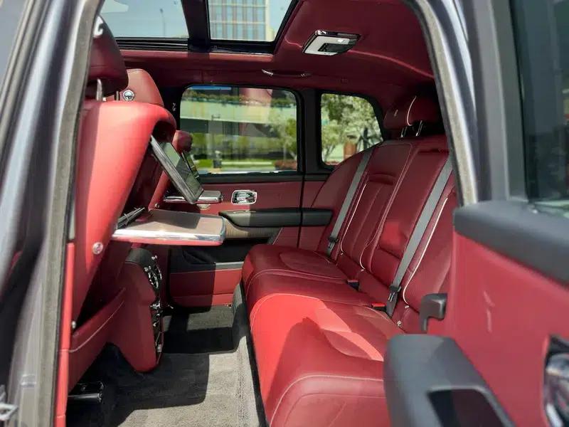2018 Cullinan 5-seater — миниатюра 20