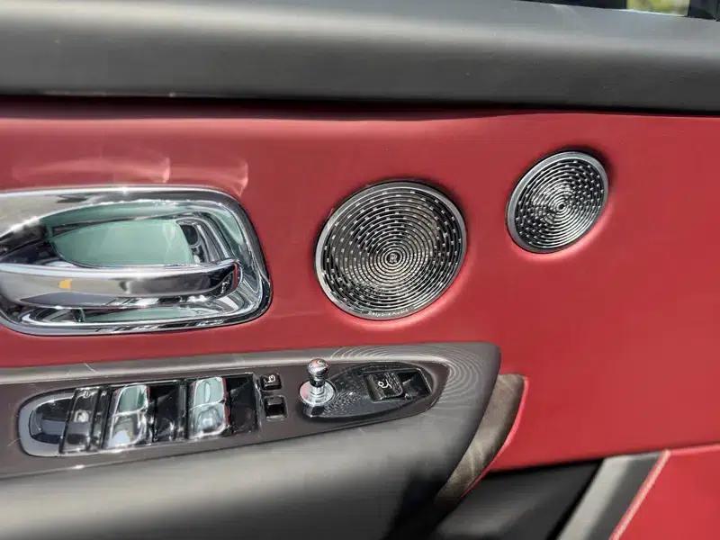2018 Cullinan 5-seater — миниатюра 5