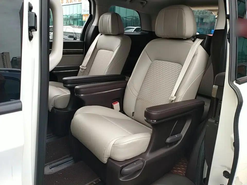 GAC Trumpchi M8 2021 Lingxiu Series 390T Luxury Edition — миниатюра 20