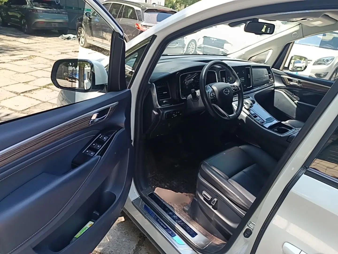 GAC Trumpchi M8 2021 Lingxiu Series 390T Deluxe Edition — миниатюра 18