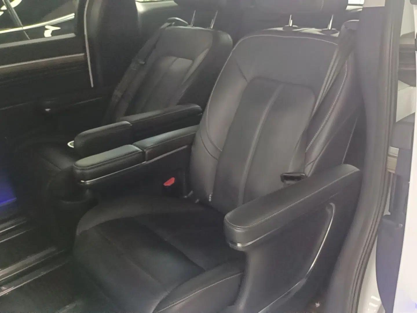 GAC Trumpchi M8 2023 Lingxiu Series 390T Ultimate Edition — миниатюра 20