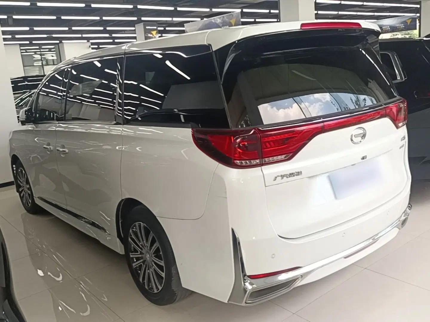 GAC Trumpchi M8 2023 Lingxiu Series 390T Ultimate Edition — миниатюра 4