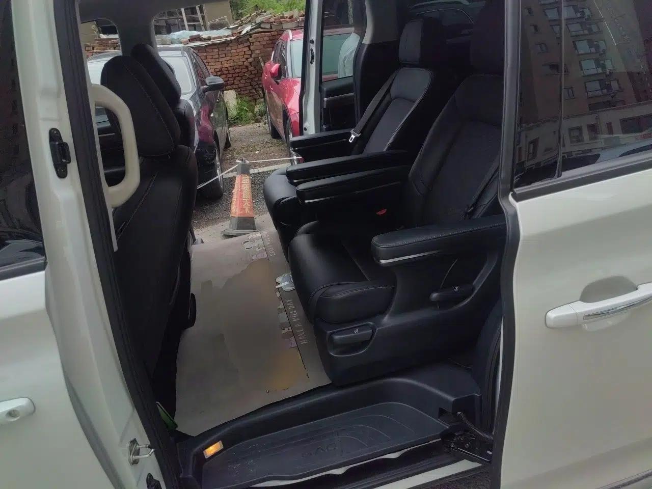 GAC Trumpchi M8 2021 Revised Version Lingxiu Series 390T Luxury Edition — миниатюра 14
