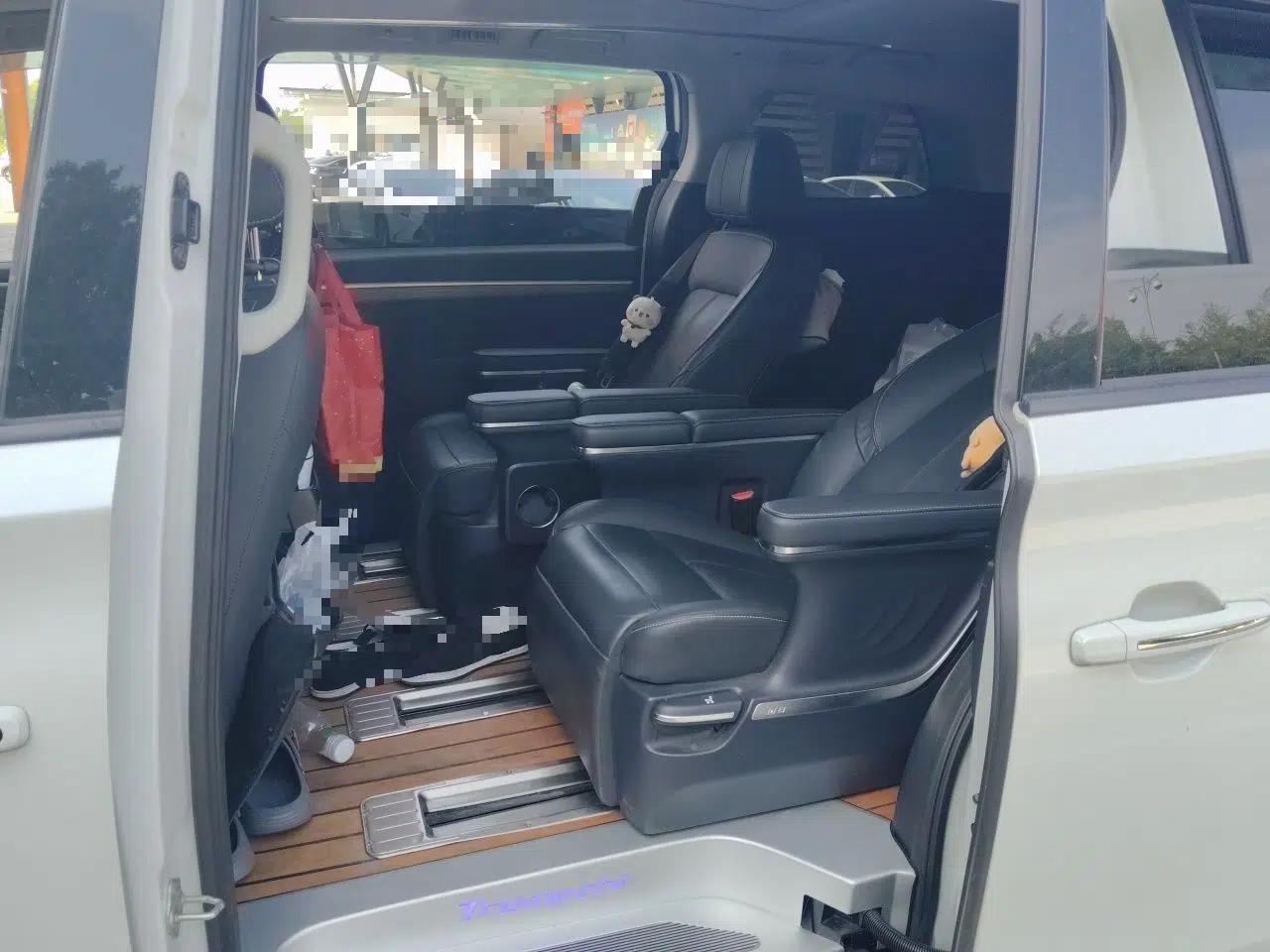 GAC Trumpchi M8 2023 Lingxiu Series 390T Ultimate Edition — миниатюра 17