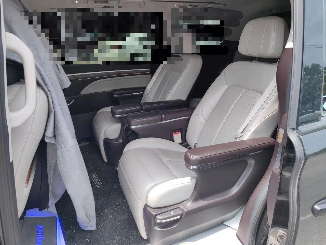 GAC Trumpchi M8 2021 Master Series 390T Ultimate Edition — миниатюра 17