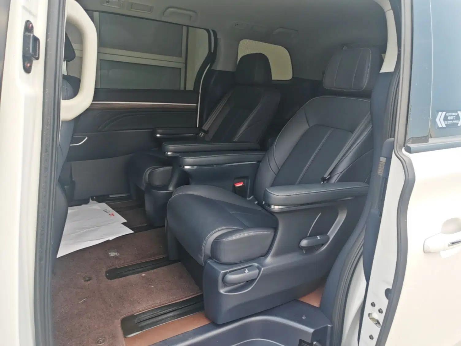 GAC Trumpchi M8 2024 Lingxiu Series 390T Deluxe Edition — миниатюра 20